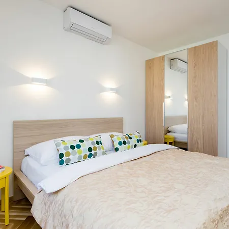 Apartment Empirent Wenceslas Square Prague