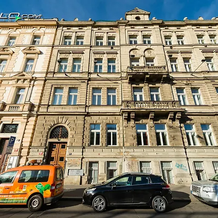 Empirent Wenceslas Square Prague