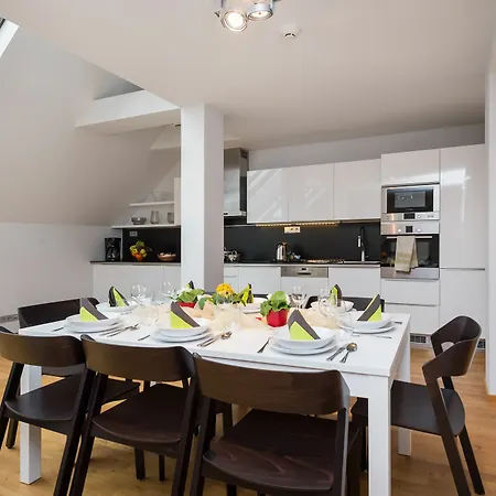 Empirent Wenceslas Square Apartment Prague